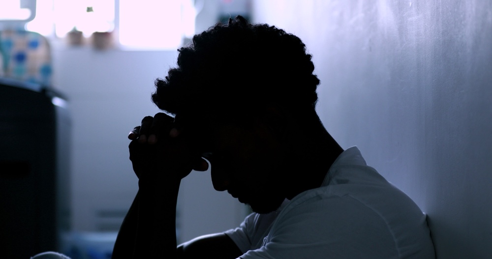 Man experiencing alcohol withdrawal symptoms